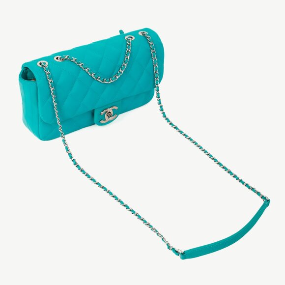 Chanel Teal Paris-Seoul Medium Lambskin Coco Rain Flap Bag - Picture 6 of 16
